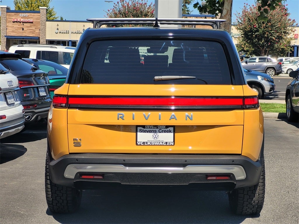 2023 Rivian R1S Adventure
