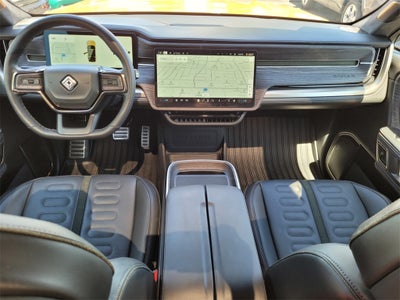 2023 Rivian R1S Adventure