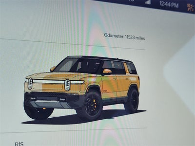 2023 Rivian R1S Adventure