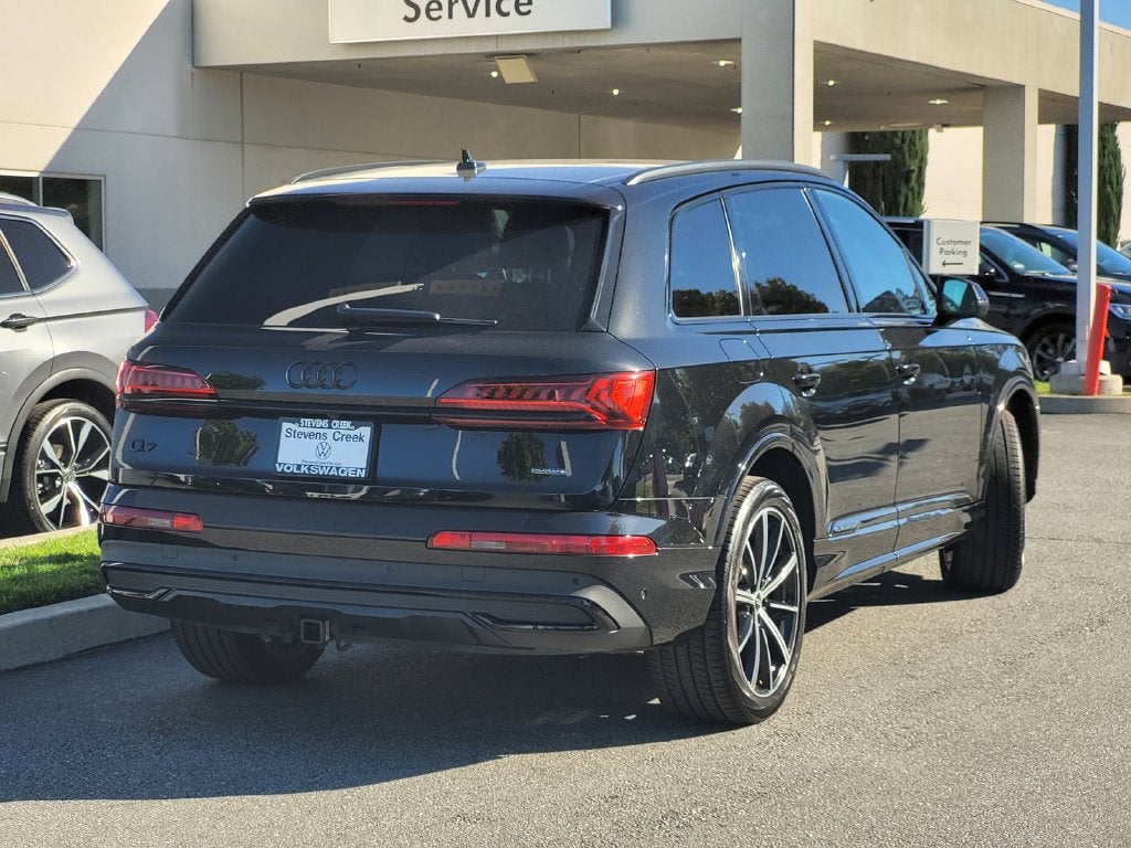 2022 Audi Q7 55 Premium Plus quattro