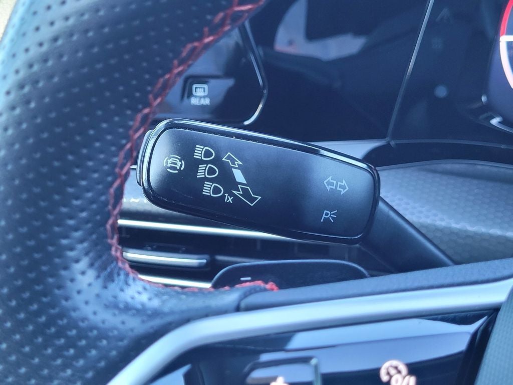 2024 Volkswagen Golf GTI 2.0T S