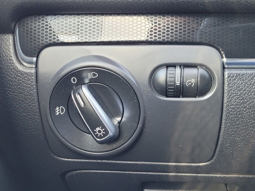 2014 Volkswagen GTI Wolfsburg Edition