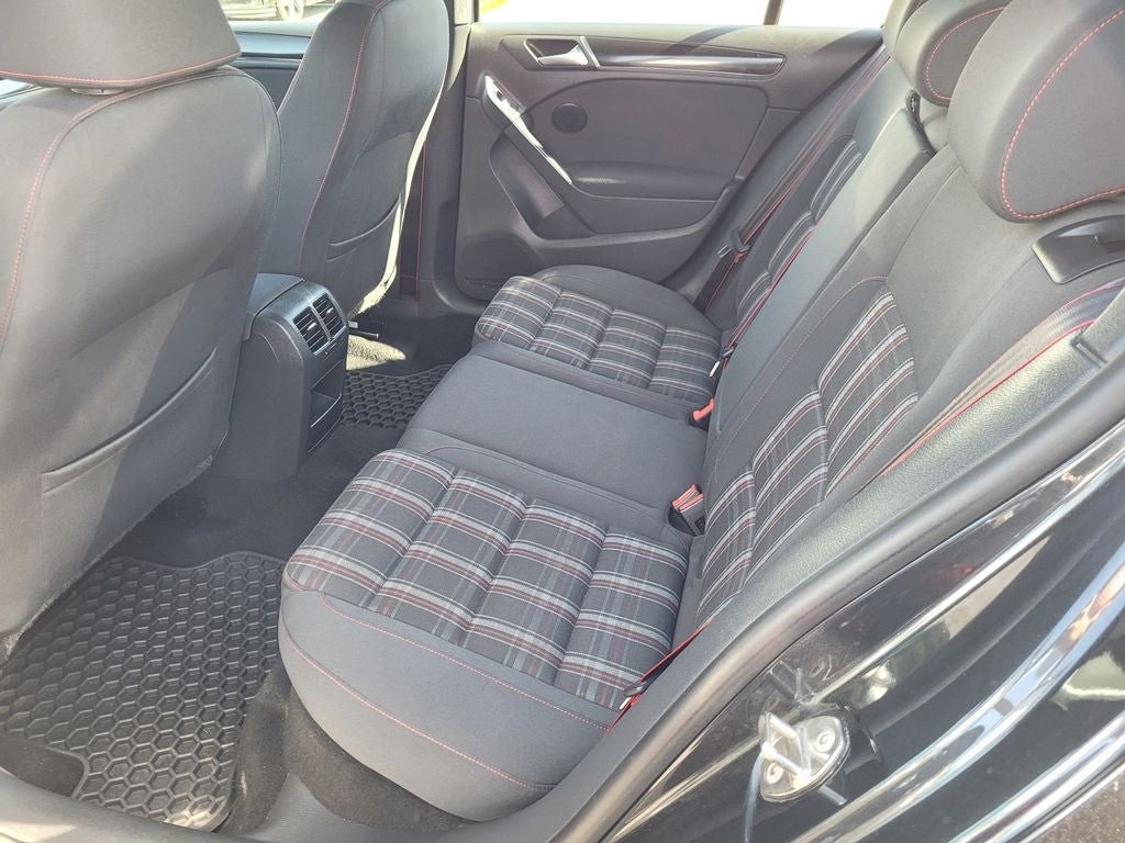 2014 Volkswagen GTI Wolfsburg Edition
