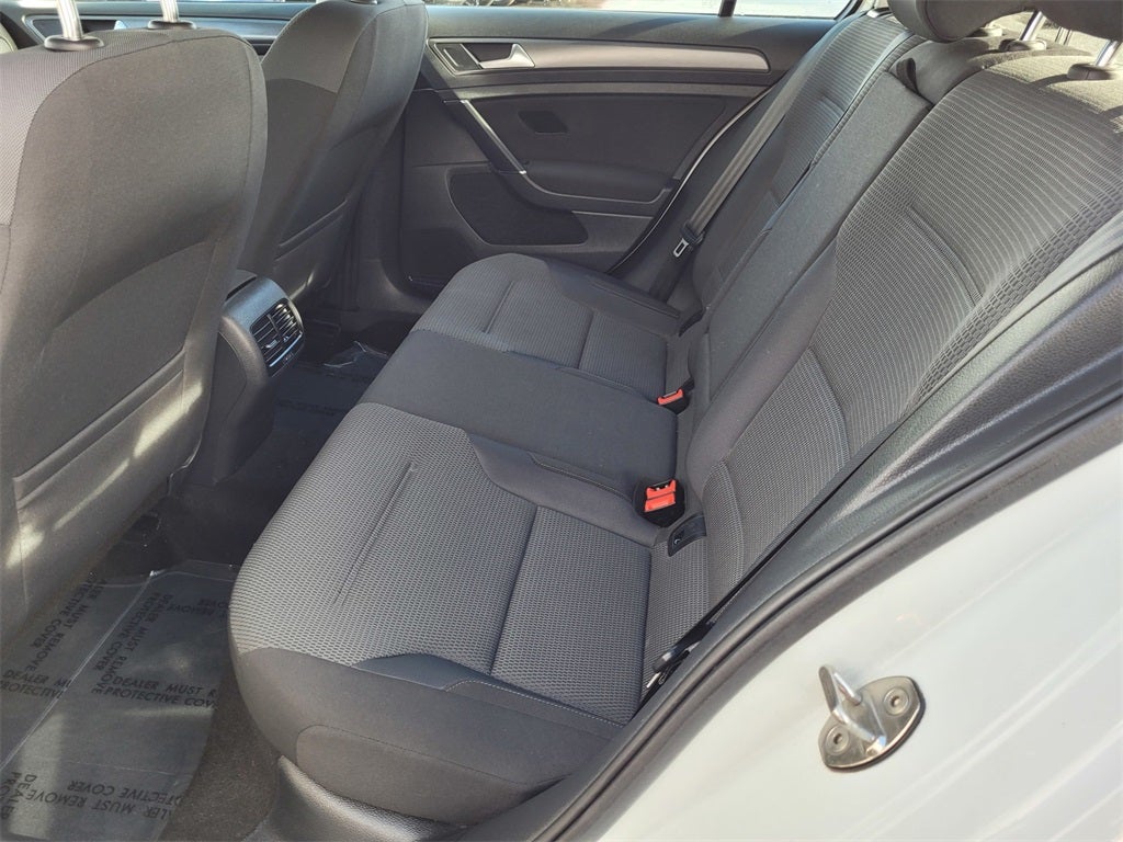 2019 Volkswagen e-Golf SE