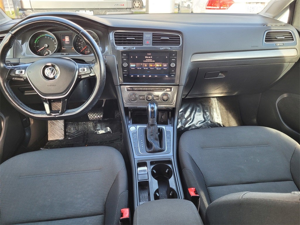 2019 Volkswagen e-Golf SE