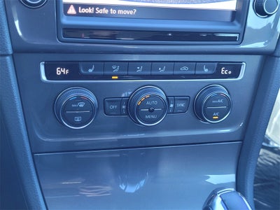 2016 Volkswagen e-Golf SEL Premium