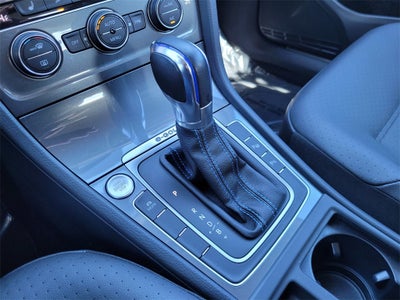 2016 Volkswagen e-Golf SEL Premium