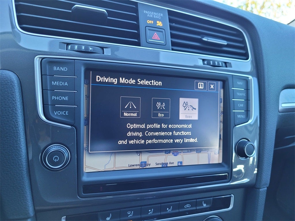 2016 Volkswagen e-Golf SEL Premium