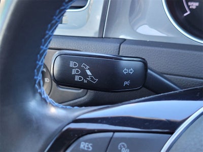 2016 Volkswagen e-Golf SEL Premium