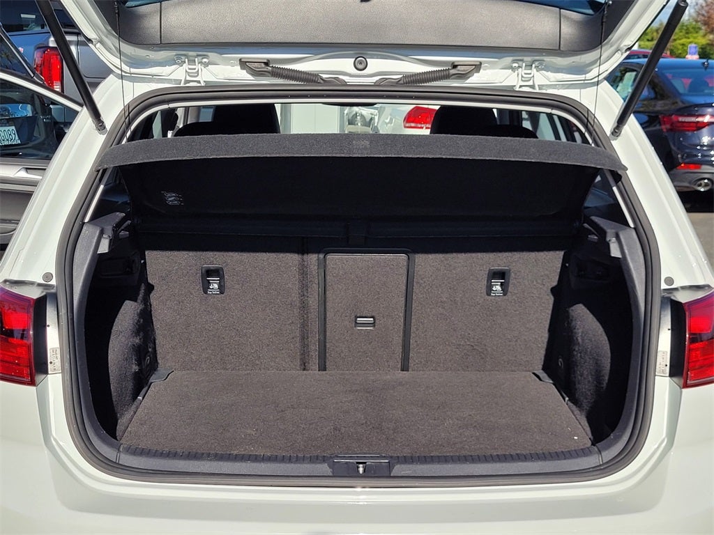 2016 Volkswagen e-Golf SEL Premium