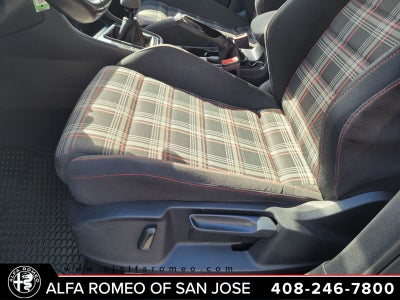 2017 Volkswagen Golf GTI S