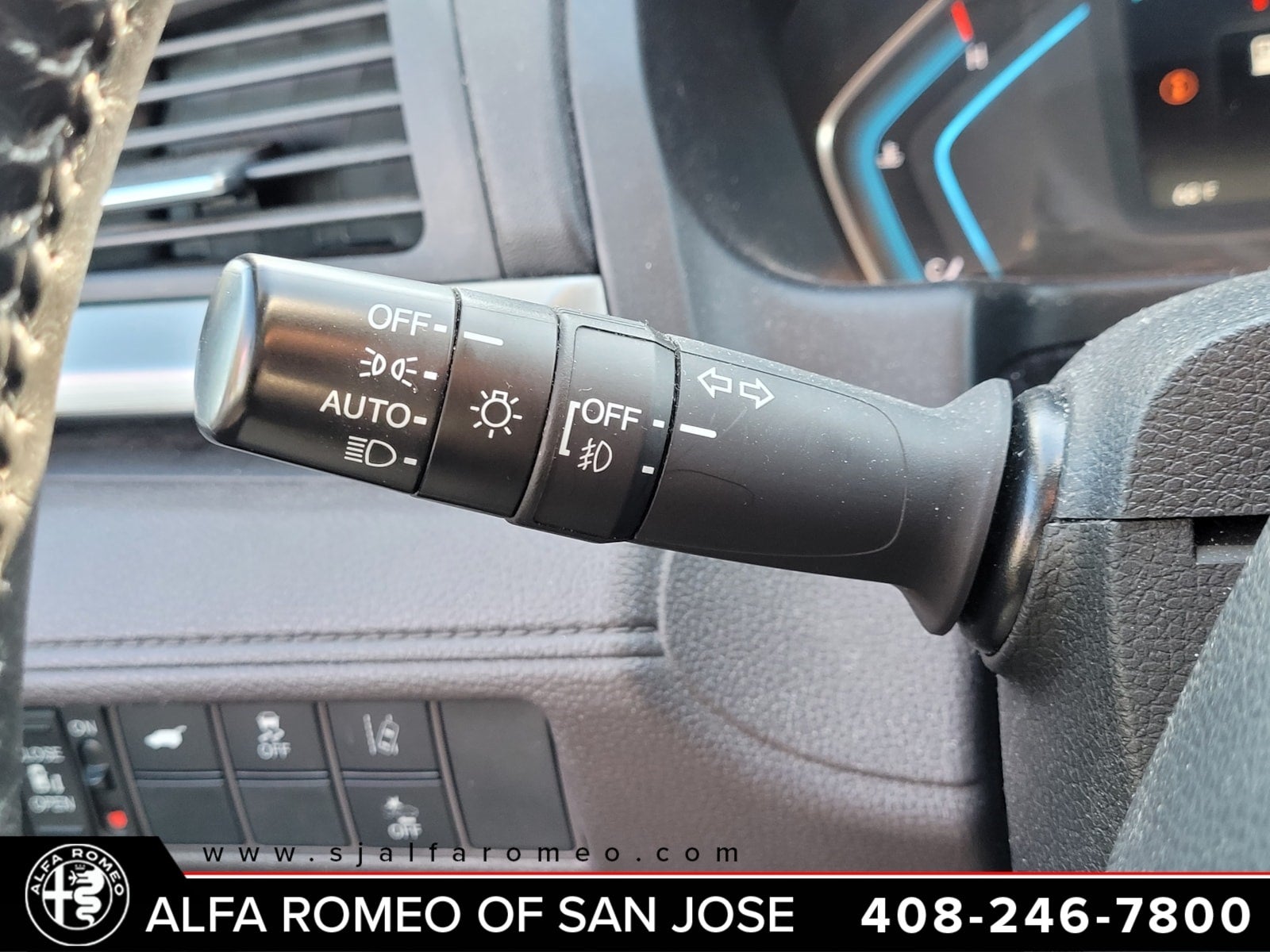 2019 Honda Odyssey EX-L w/Navigation and Rear Entertainment System