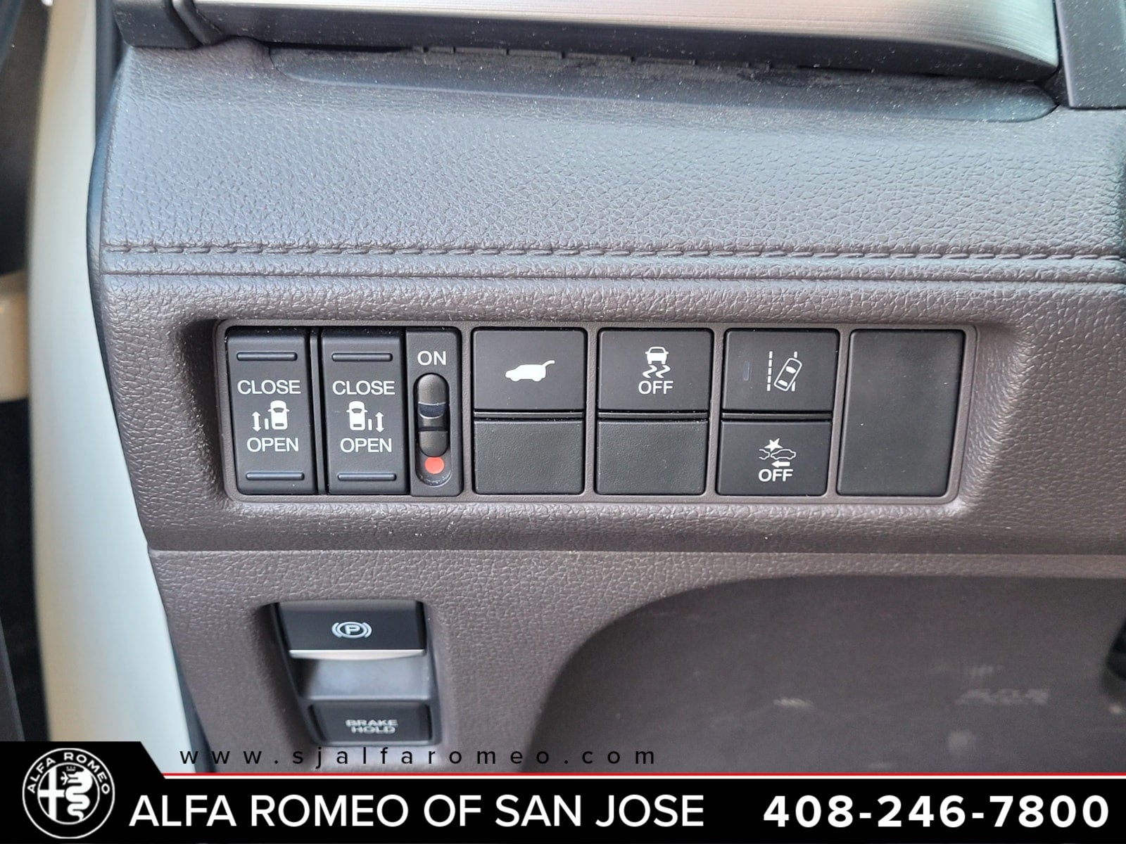 2019 Honda Odyssey EX-L w/Navigation and Rear Entertainment System