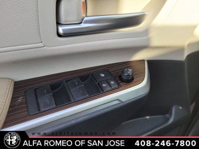 2023 Toyota Sienna XLE 8 Passenger