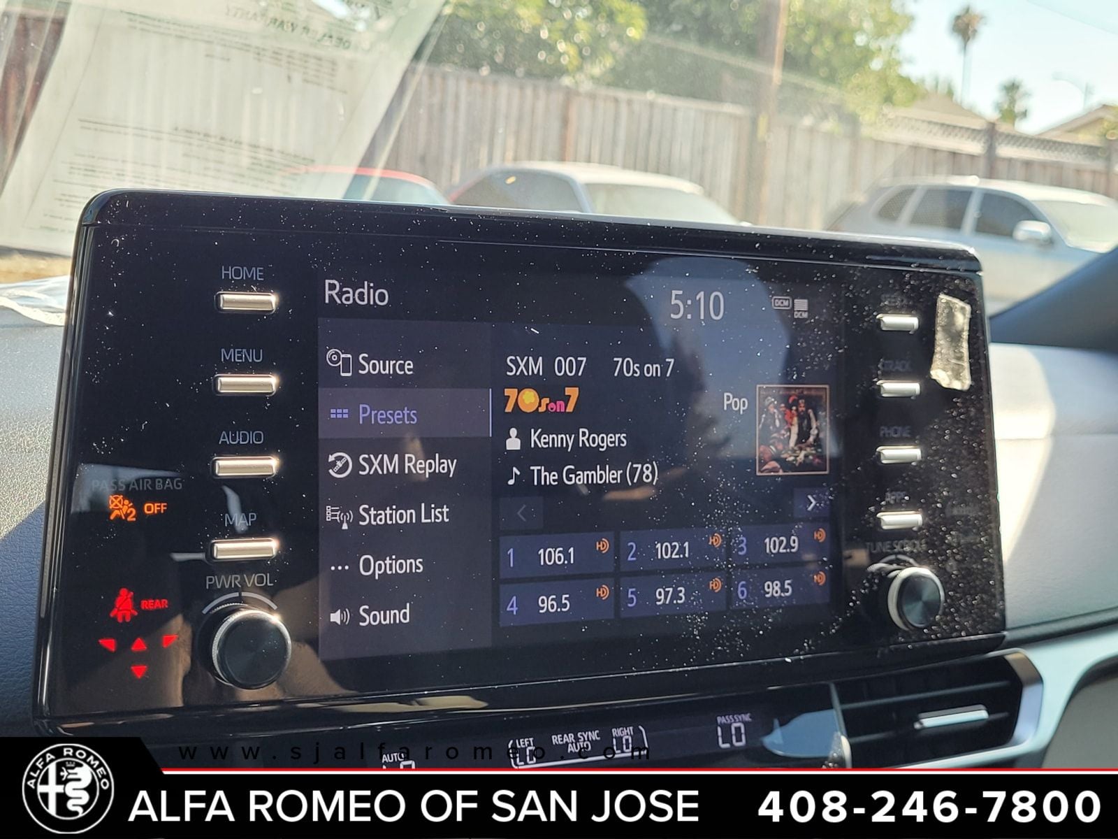 2023 Toyota Sienna XLE 8 Passenger