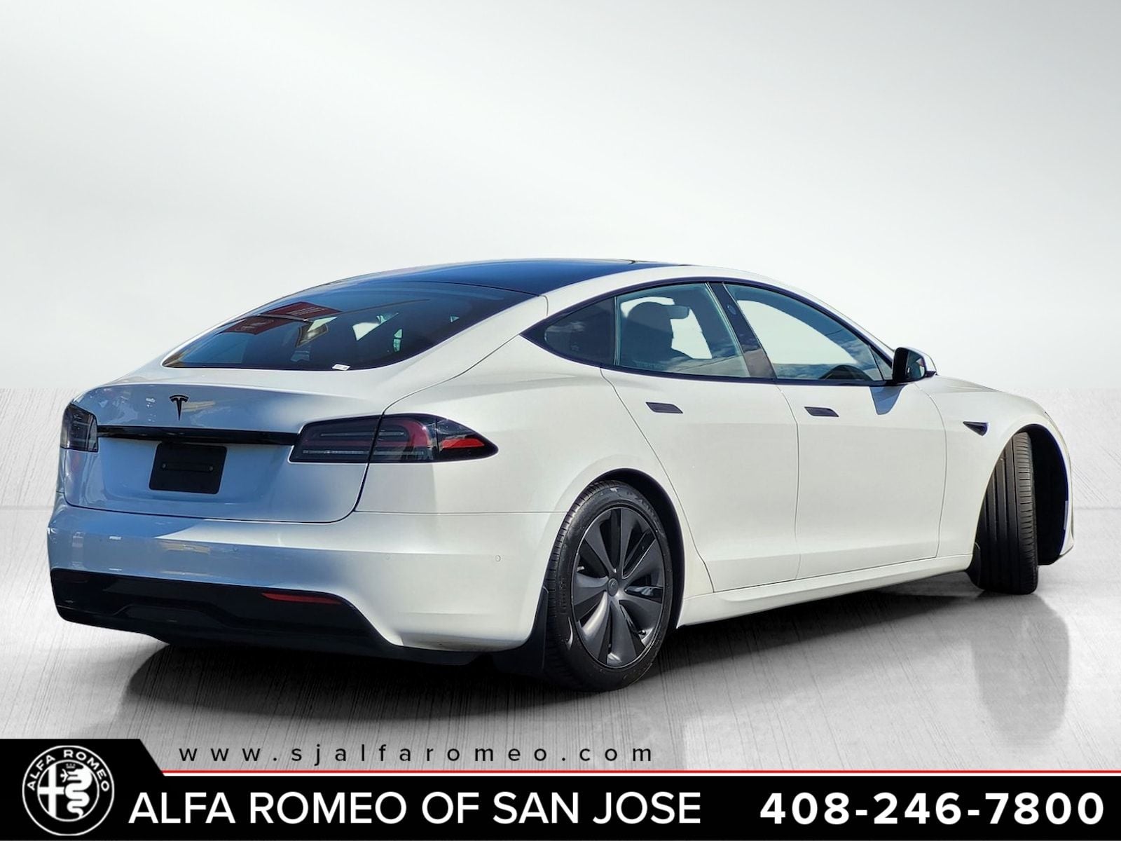 2022 Tesla Model S Base
