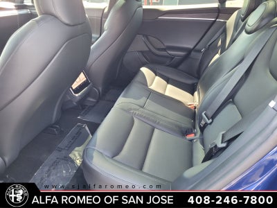 2022 Tesla Model S Base