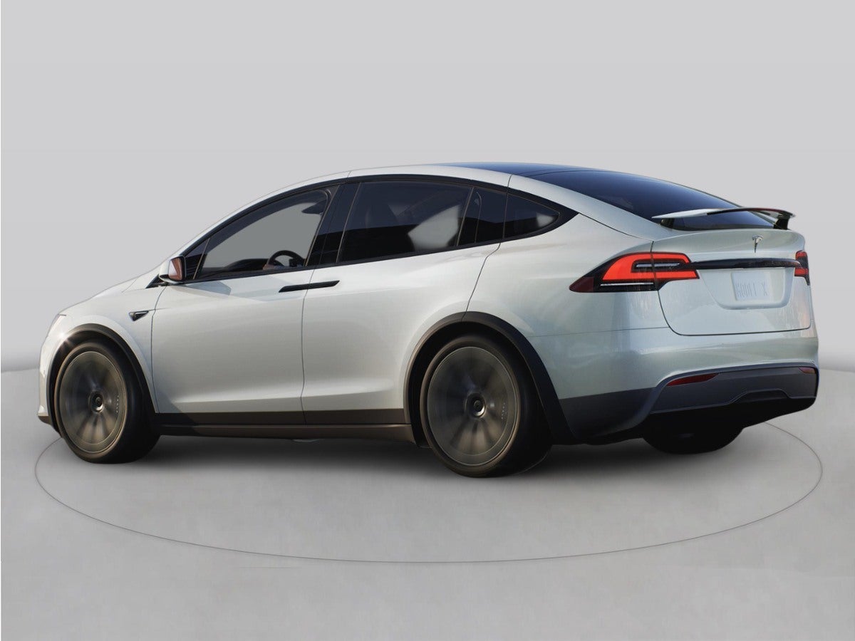 2023 Tesla Model X Long Range's photo