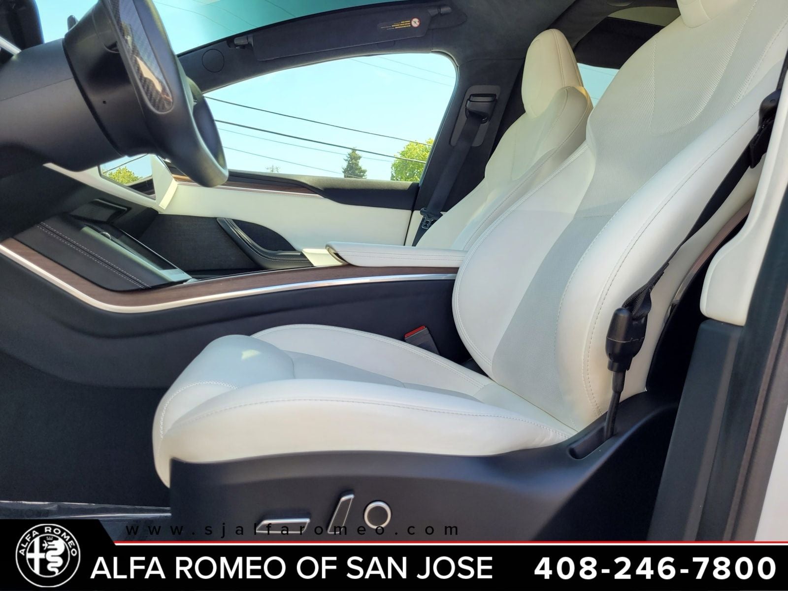 2023 Tesla Model X Base