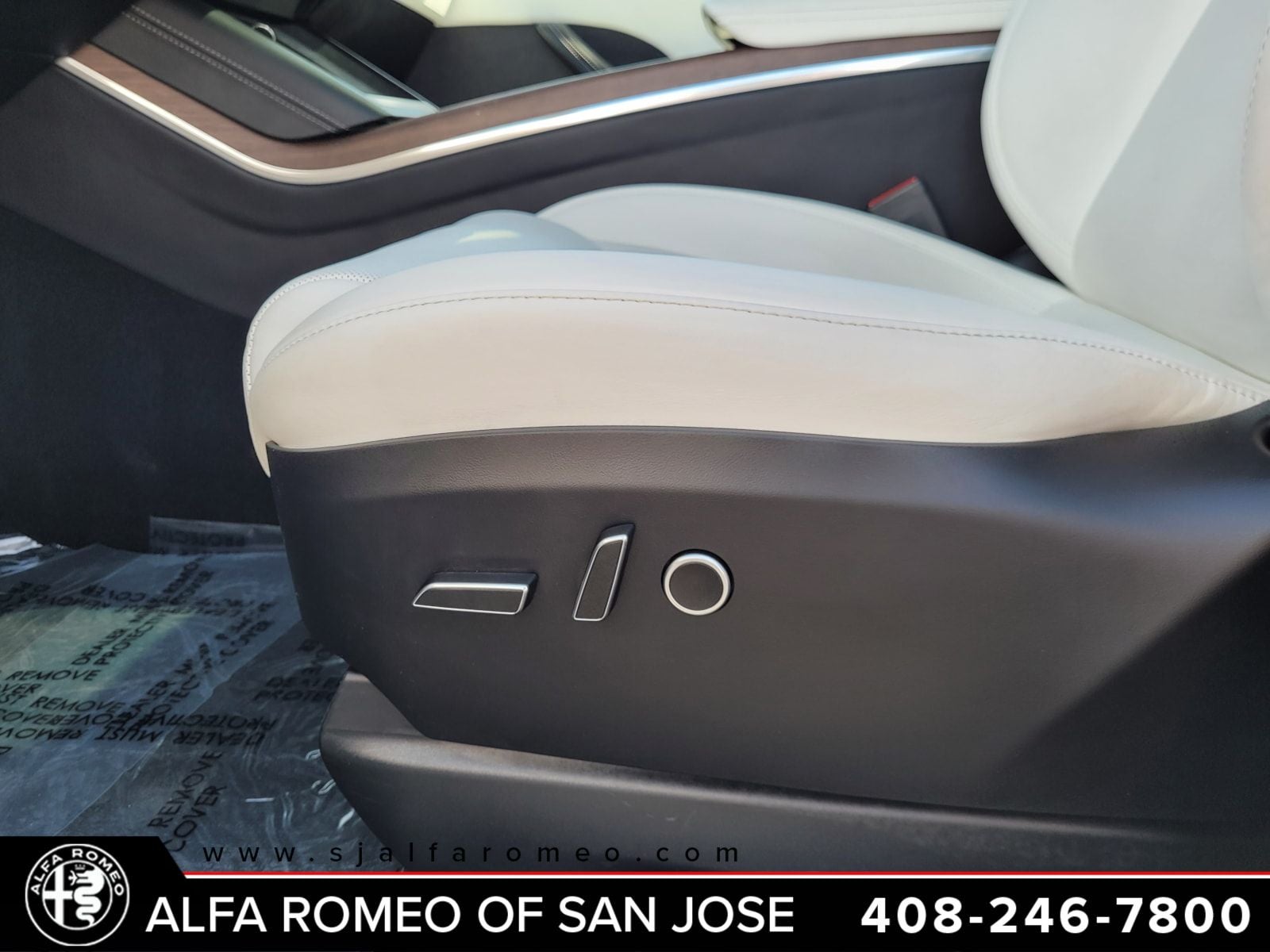 2023 Tesla Model X Base