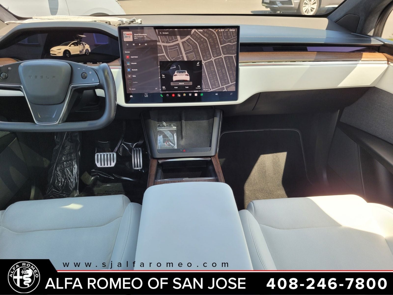 2023 Tesla Model X Base