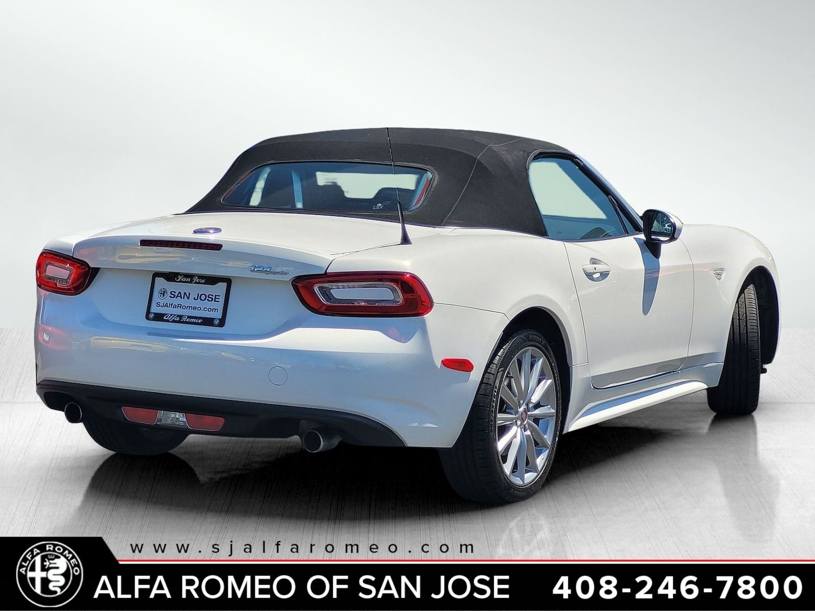 2017 FIAT 124 Spider Lusso