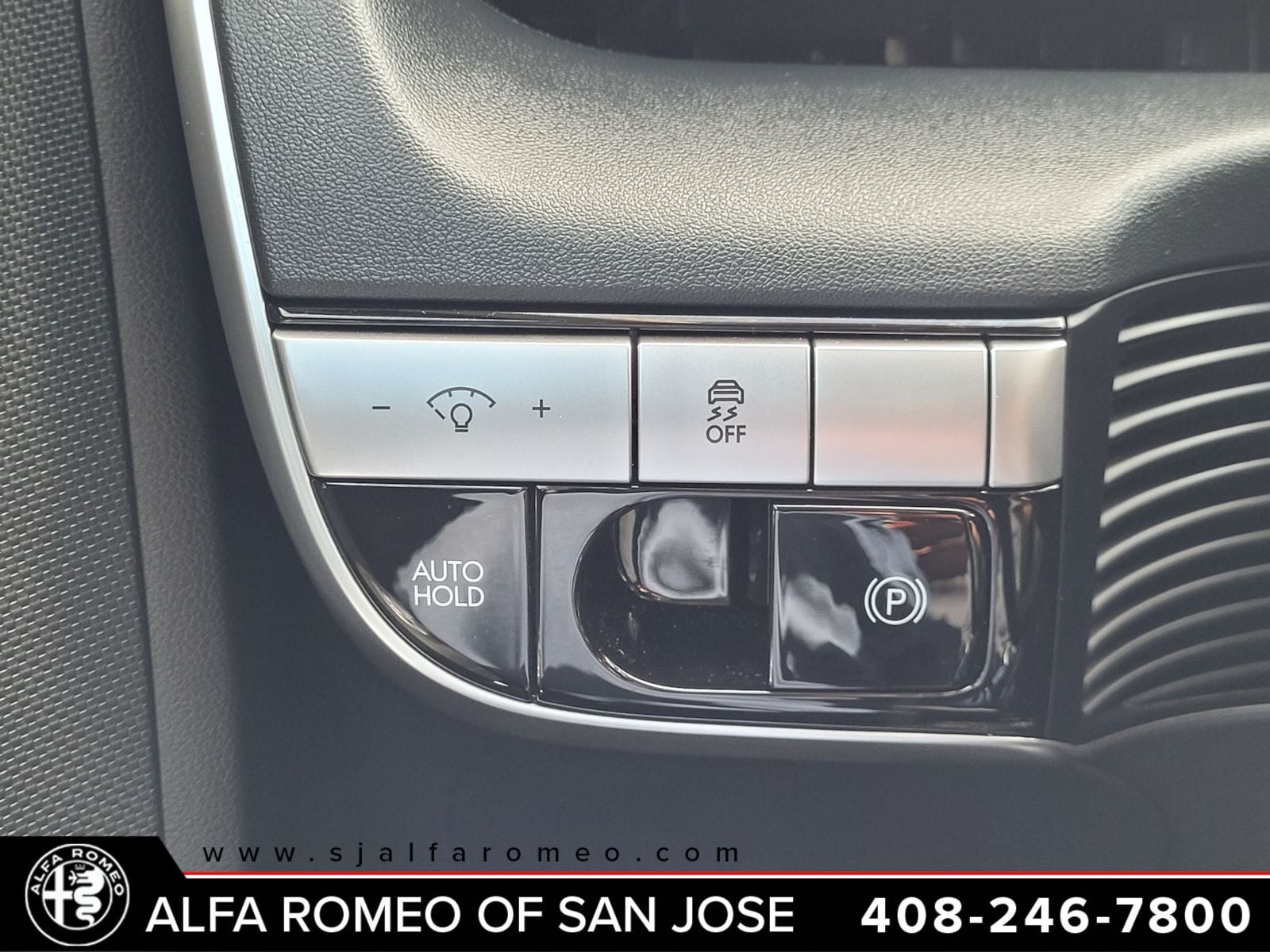 2024 Hyundai IONIQ 5 SE
