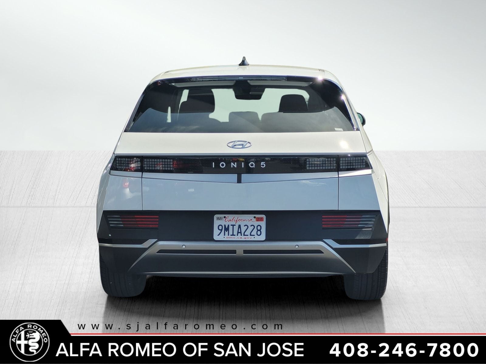 2024 Hyundai IONIQ 5 SE