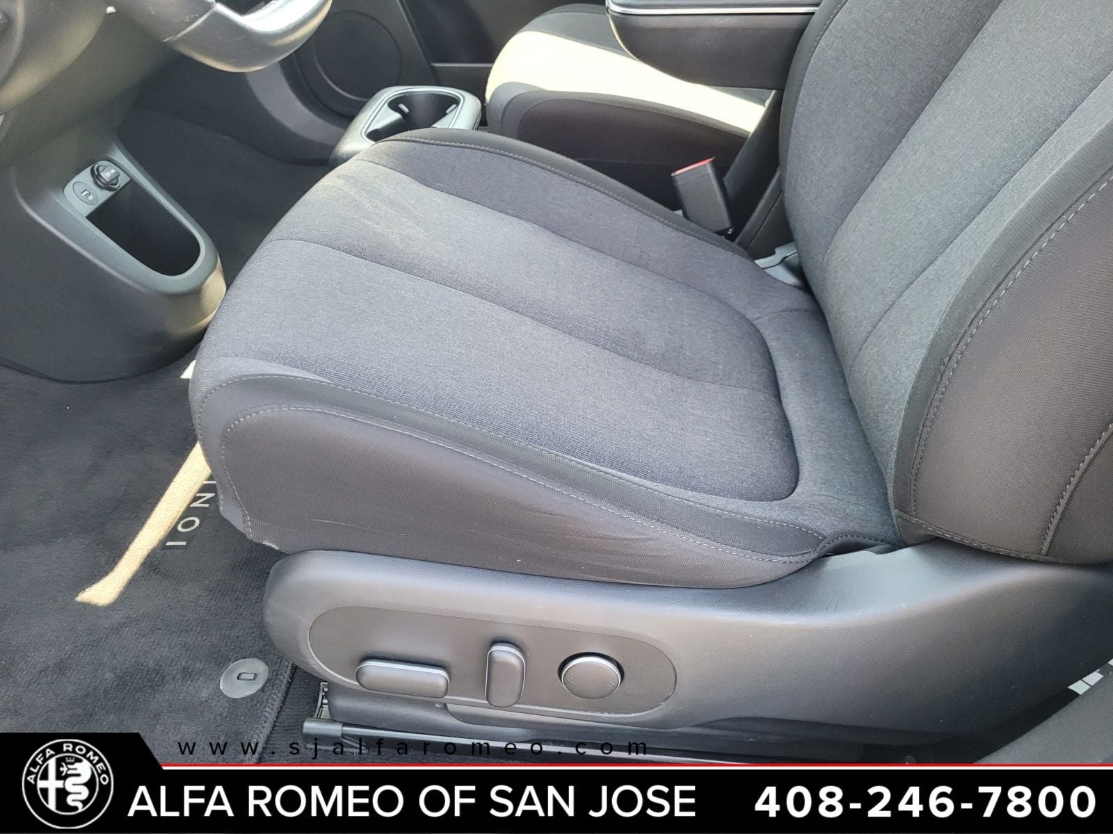 2024 Hyundai IONIQ 5 SEL