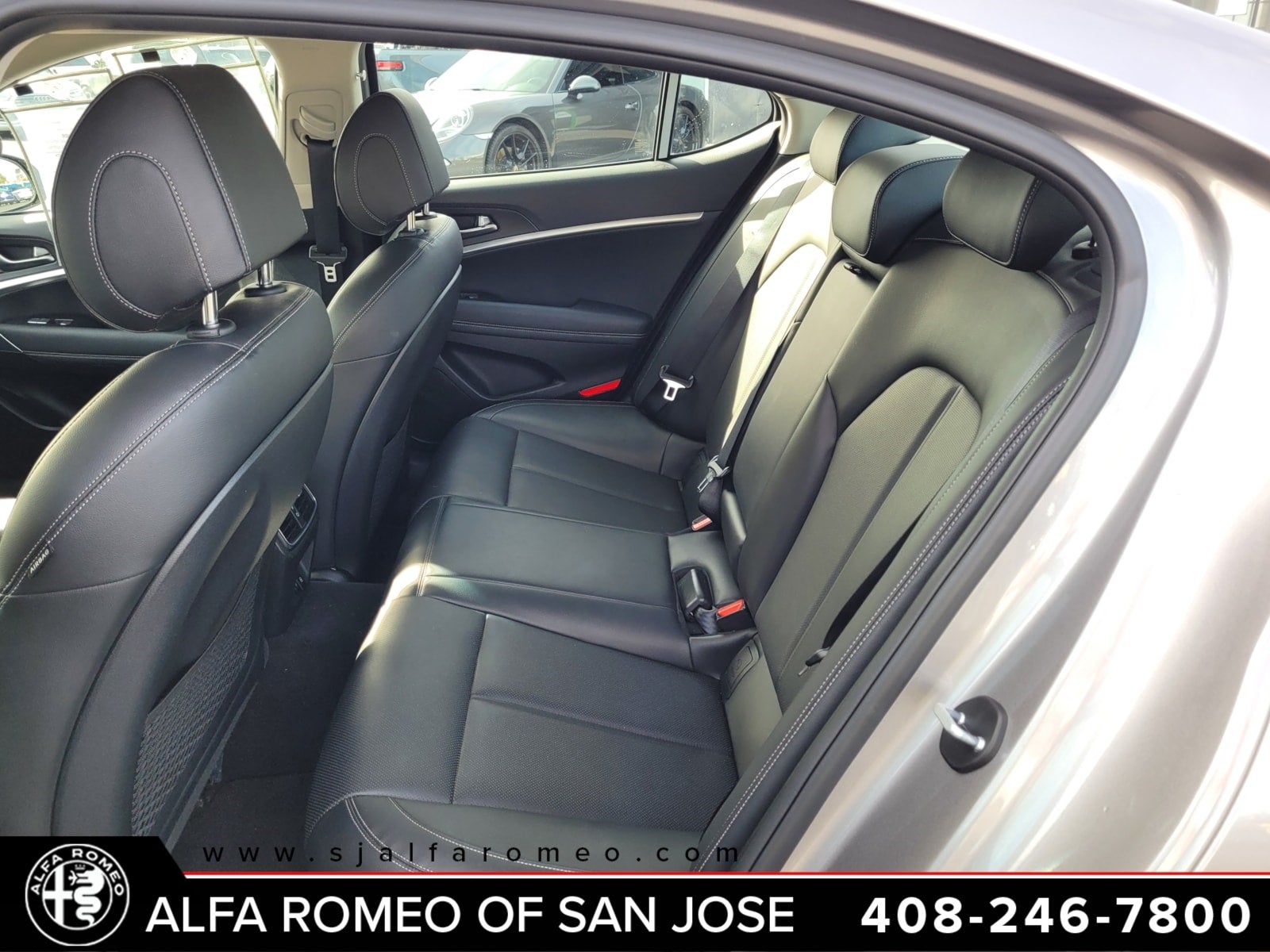 2021 Genesis G70 2.0T