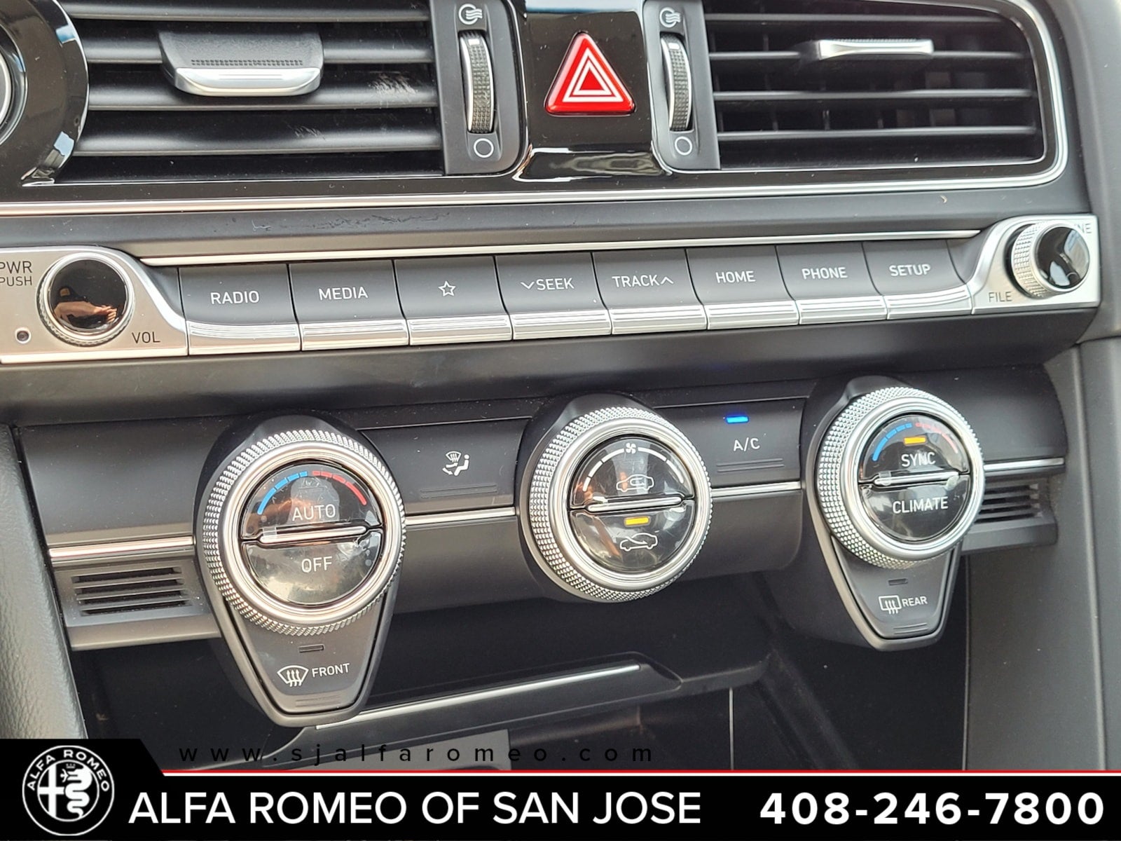 2021 Genesis G70 2.0T