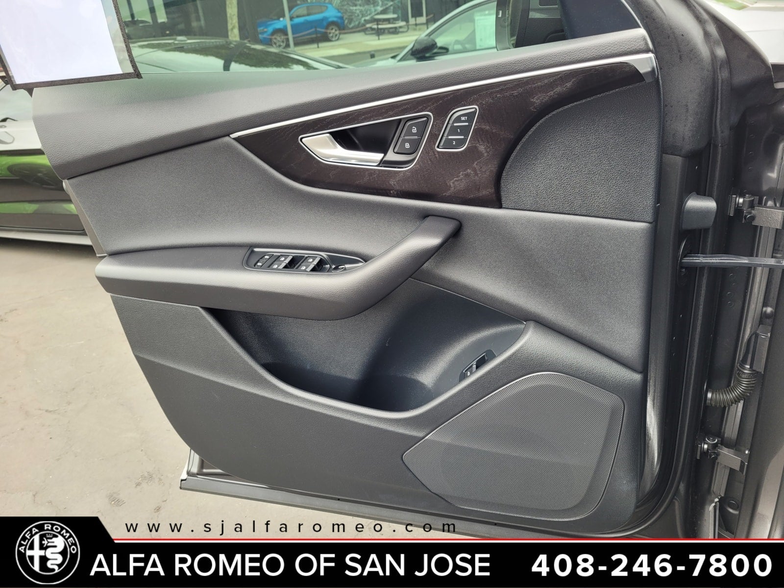 2022 Audi Q8 55 Premium quattro