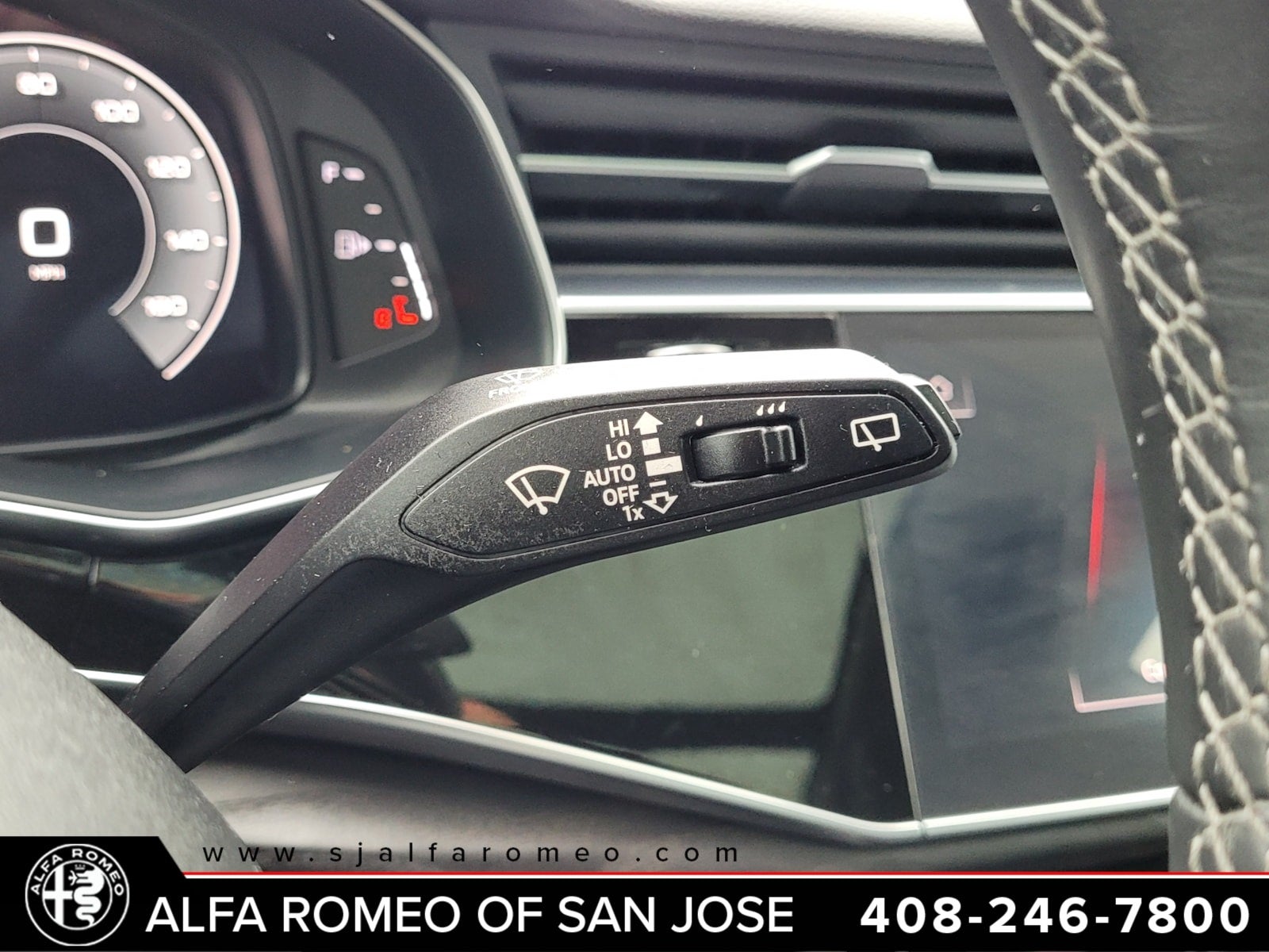 2022 Audi Q8 55 Premium quattro