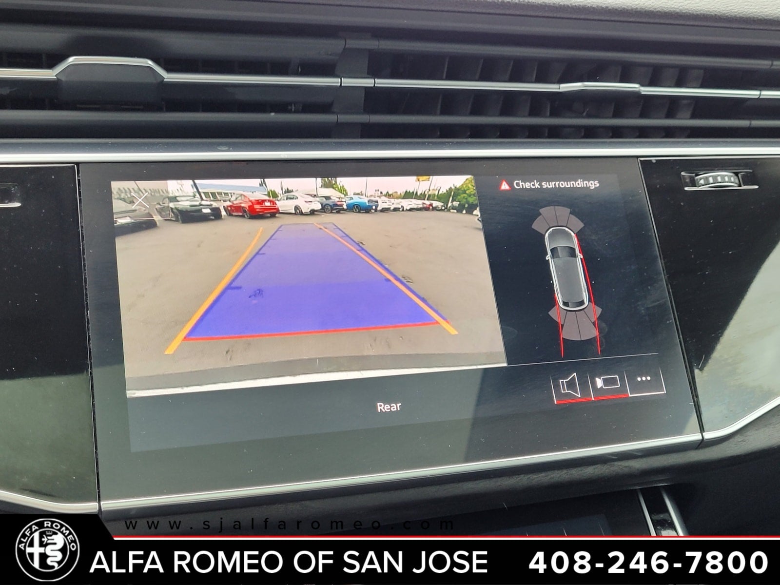 2022 Audi Q8 55 Premium quattro