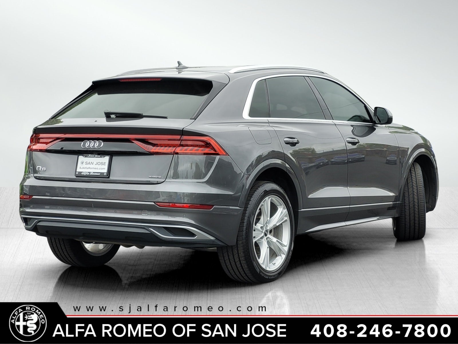 2022 Audi Q8 55 Premium quattro