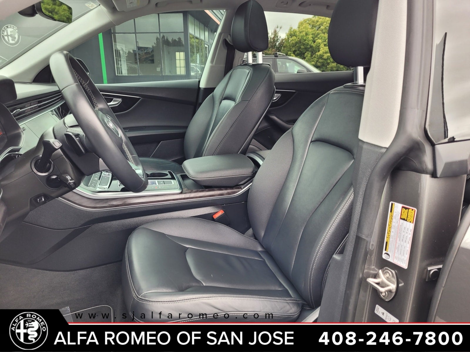 2022 Audi Q8 55 Premium quattro