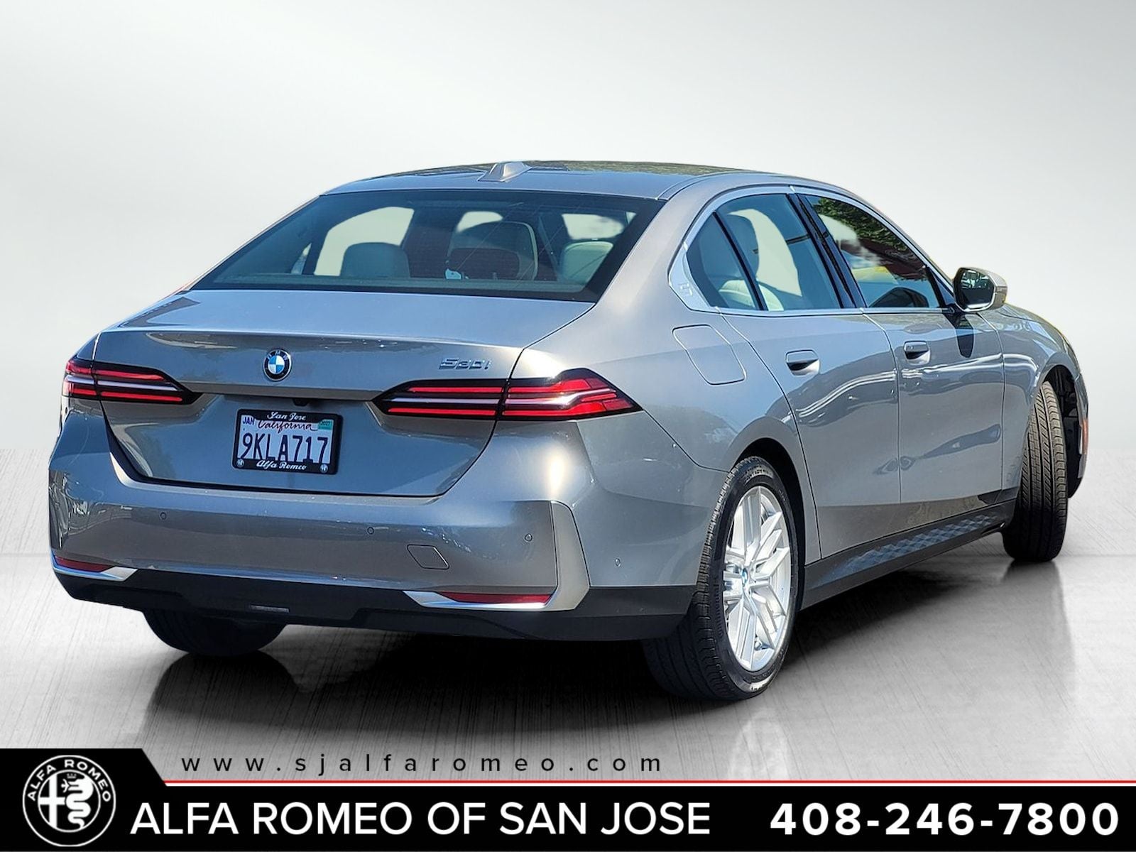 2024 BMW 5 Series 530i