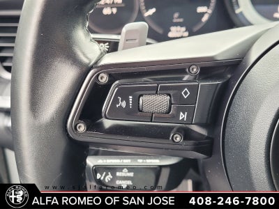 2020 Porsche 911 Carrera