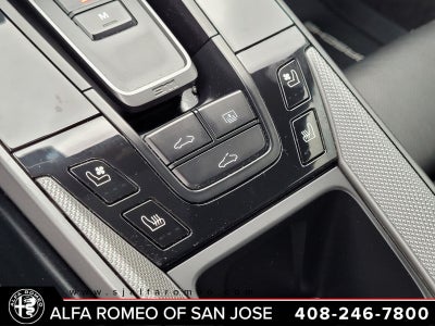 2020 Porsche 911 Carrera