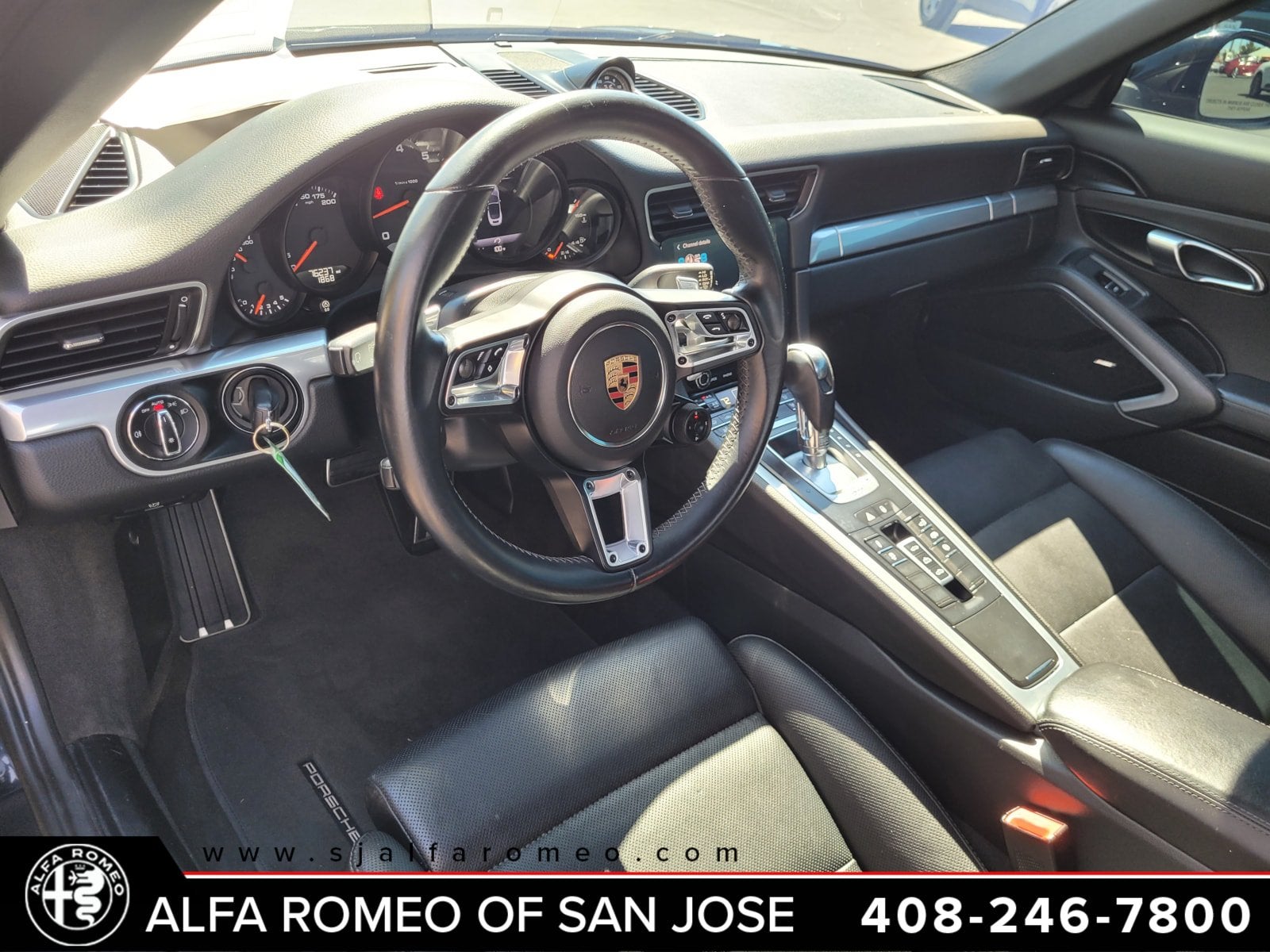2017 Porsche 911 Carrera