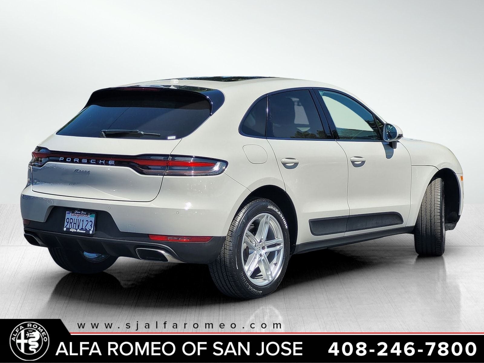 2020 Porsche Macan Base