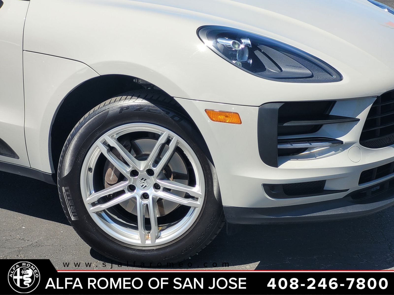 2020 Porsche Macan Base