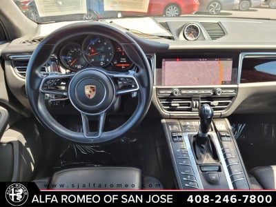 2020 Porsche Macan Base
