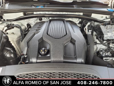 2022 Porsche Macan Base