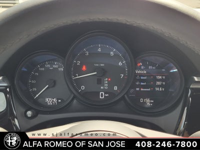 2022 Porsche Macan Base