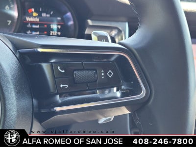 2022 Porsche Macan Base