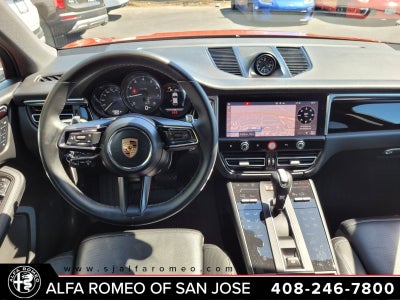 2022 Porsche Macan Base