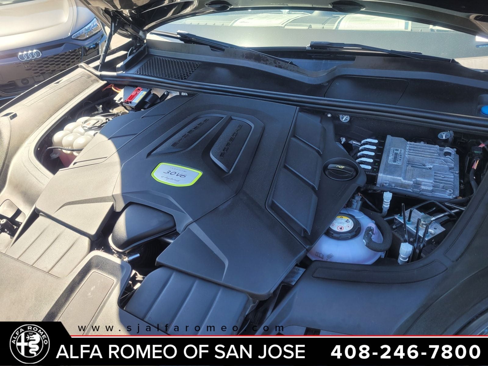 2019 Porsche Cayenne E-Hybrid Base
