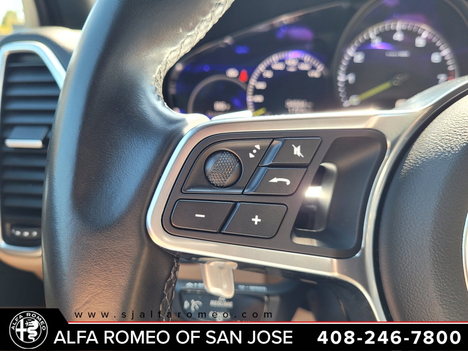 2019 Porsche Cayenne E-Hybrid Base