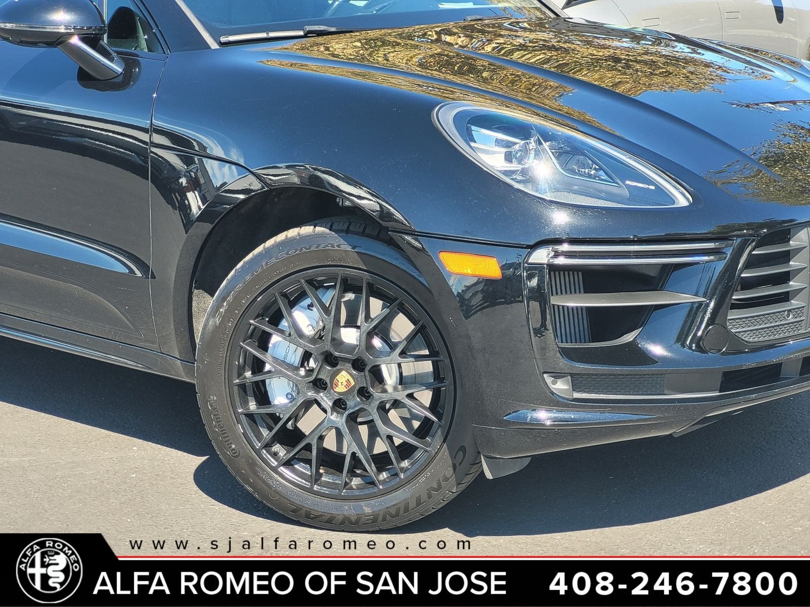2020 Porsche Macan Turbo